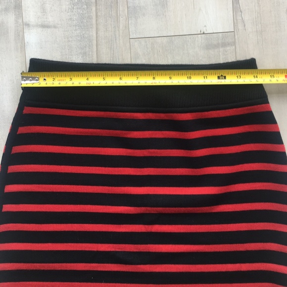 MARC by MARC JACOBS - striped red black skirt - Picture 4 of 6